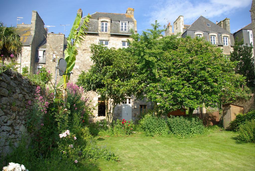 Appartement Des Remparts Динан Стая снимка