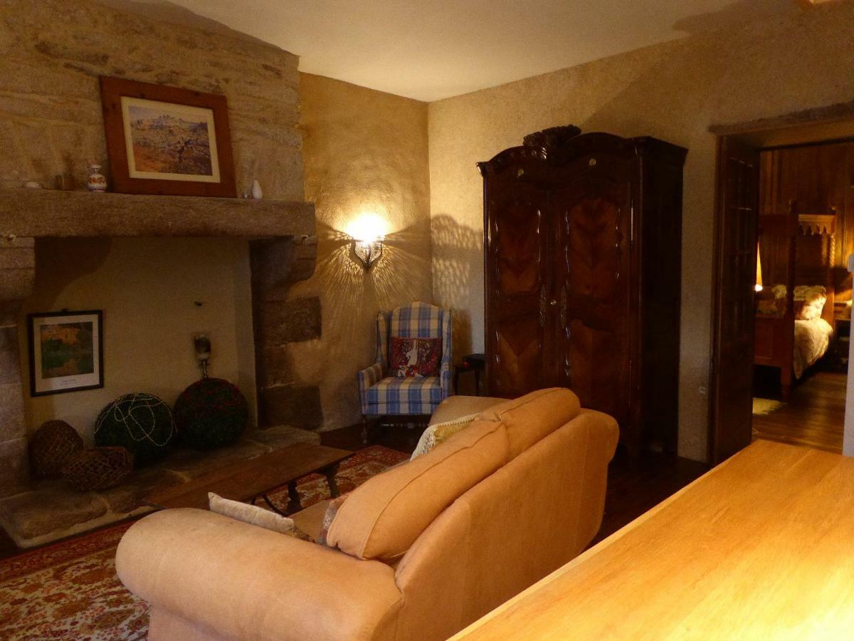 Appartement Des Remparts Динан Екстериор снимка